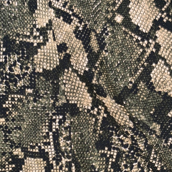 H&M Top - Picture 6 of 7